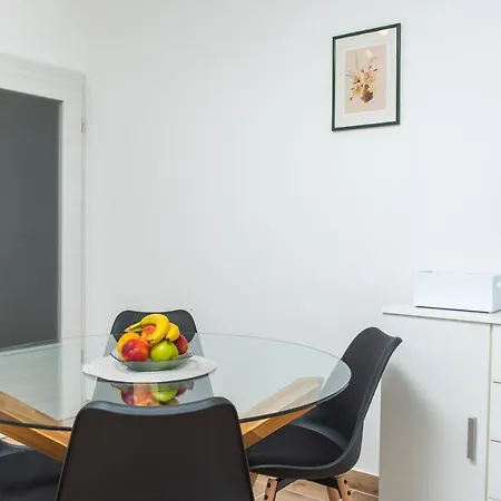 Apartment Kiki Kastel Stafilic